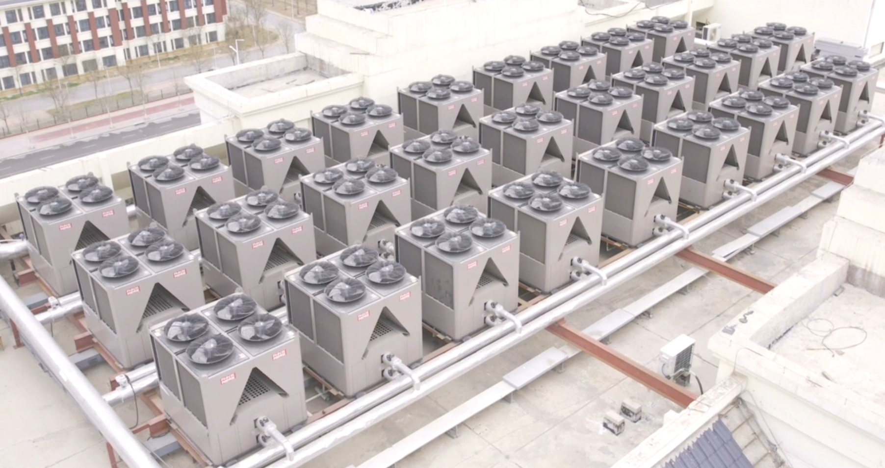 空氣能熱泵：酒店行業的綠色熱水供應方案 